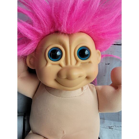Vintage Russ Berrie Soft Body Hot Pink Haired Blue Eyed Troll Doll 12 In Read - Picture 2 of 6